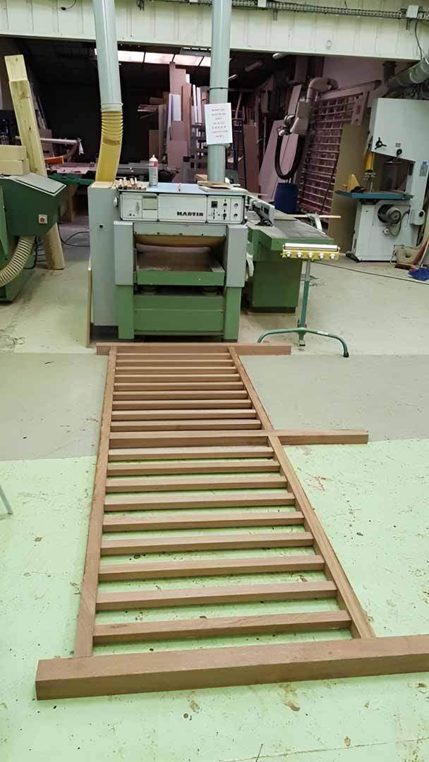 Fabrication de garde-corps en bois à Boissy-l’Aillerie