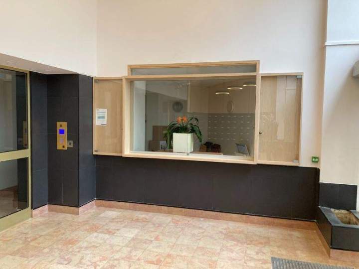 Agencement fonctionnel hall d’accueil à Boissy l’Aillerie