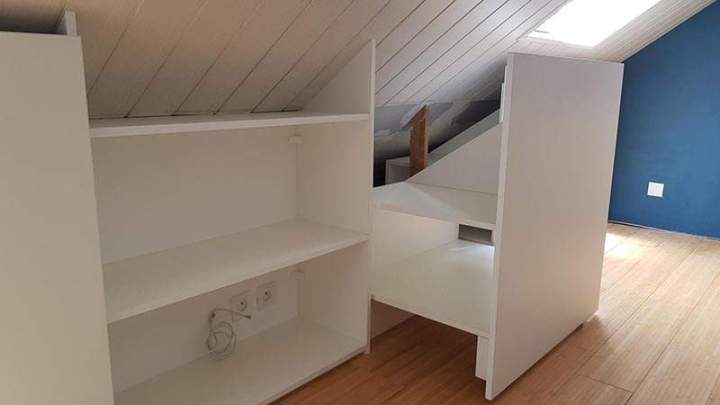 Création de mobilier en bois massif à Boissy l’Aillerie