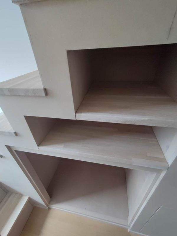 Escalier bois et verre à Boissy l’Aillerie