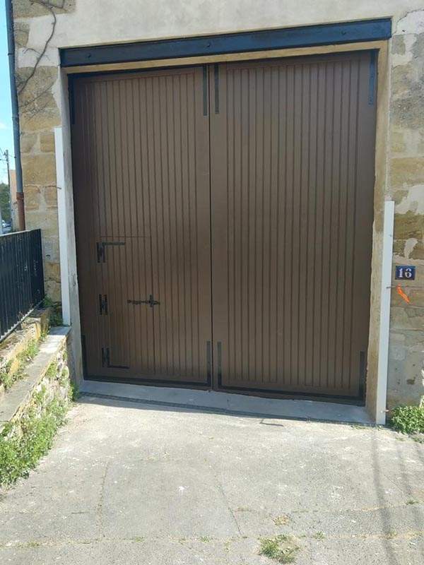 Porte cochère sur mesure à Boissy l’Aillerie