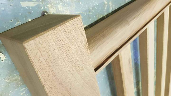 Pose de garde-corps bois sur mesure à Boissy-l’Aillerie